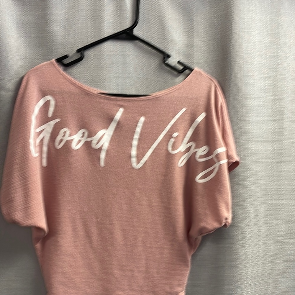 Good vibes pink papaya tee shirt